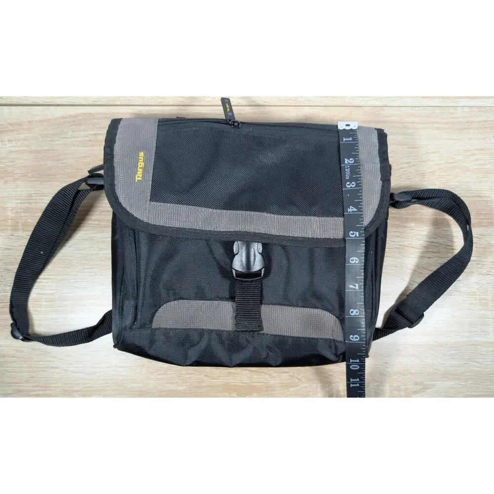 Targus Camera Shoulder Bag Black Gray Travel Crossbody Padded Case